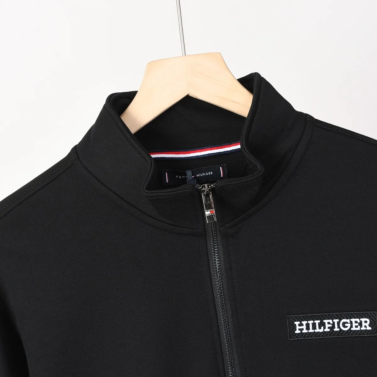 P210 605# Tommy half-pull stand-up collar sweatshirt Color: Black Gray Royal Blue Size: M-XXL Fabric: 350g cotton terry